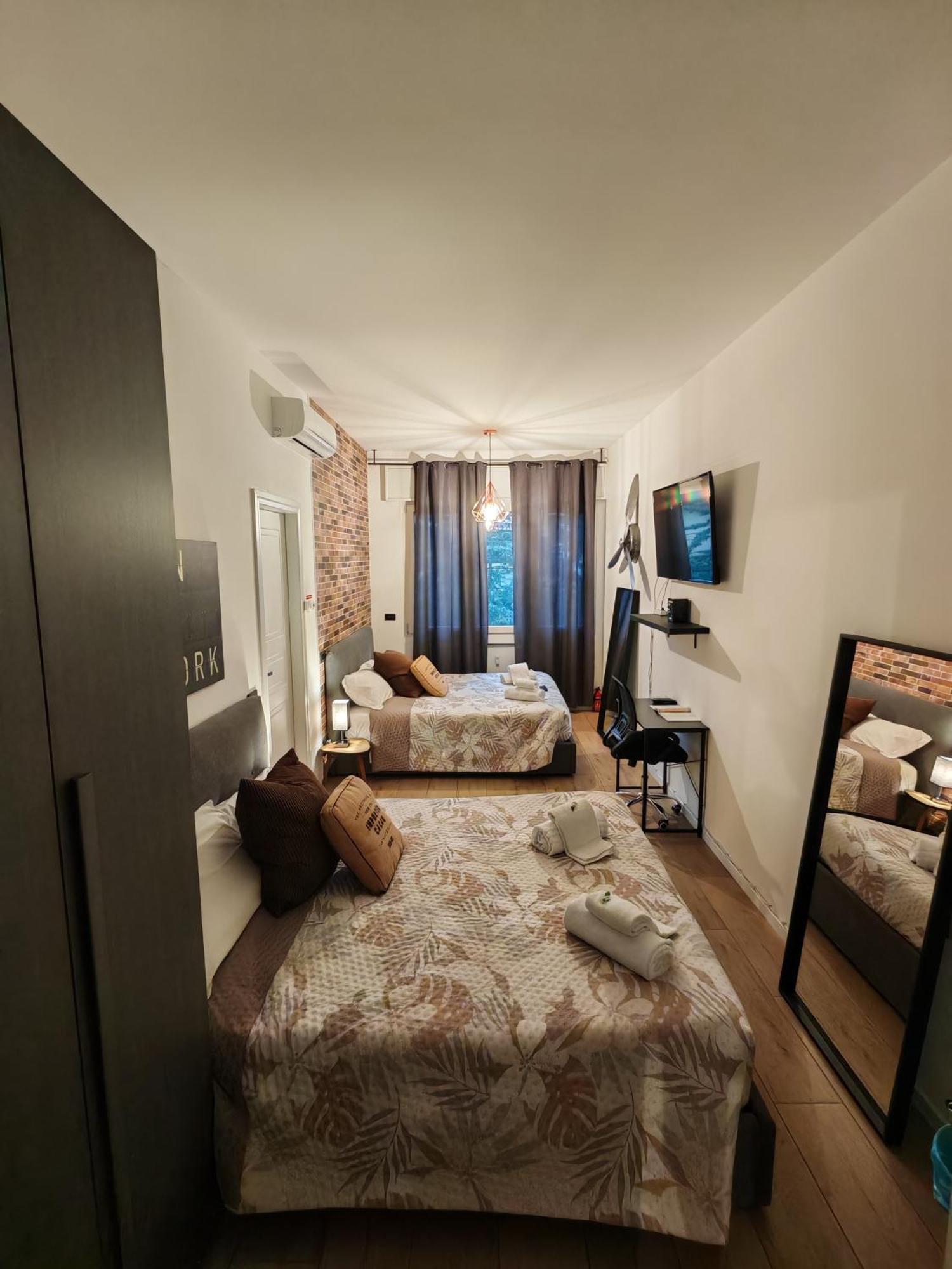 Mc Fly Rooms Malpensa Airport Gallarate Exterior foto